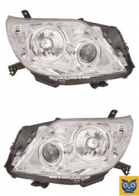 Фара Toyota Land Cruiser Prado 150 2010-2014