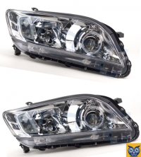 Фара Toyota RAV 4 2010-2012