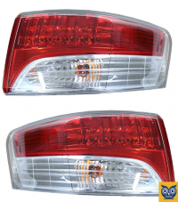 Фонар задній Toyota Avensis 2009-2011