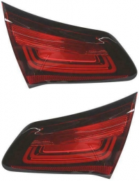 Фонарь внутренний задний SUZUKI Swift 2015+