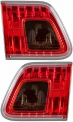 Фонар внутрішній задній Toyota Avensis 2009-2011