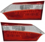 Фонарь задний  внутренний Toyota Corolla E17 2013-2016 EUR